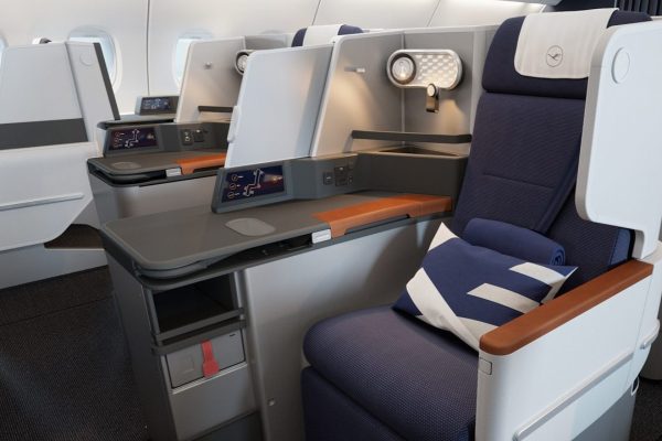 Pierwszy zmodernizowany A380 Lufthansy powraca na trasę